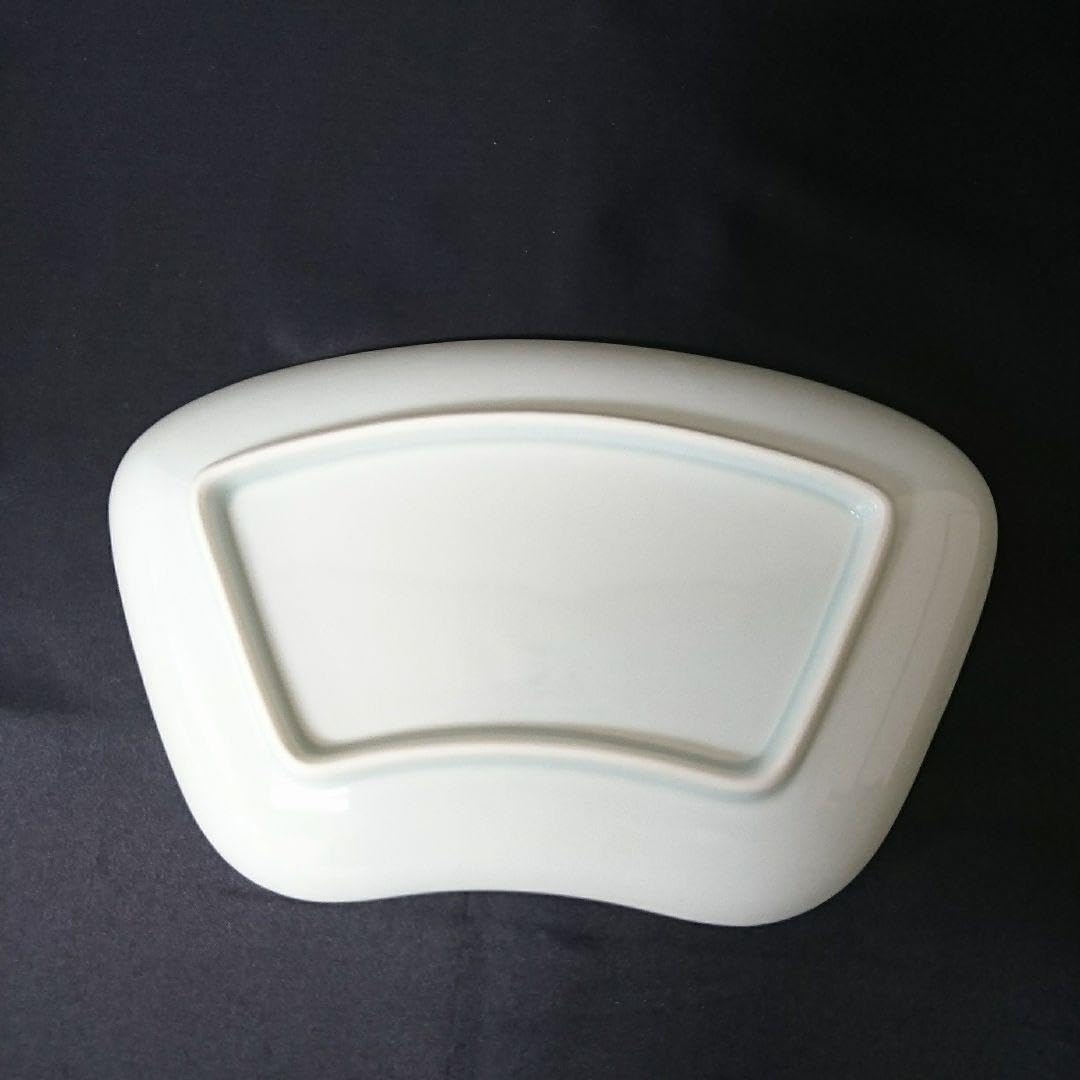 有田焼 しん窯 青花 やすのり ヘビ 飾り皿 干支 巳 限定品 デッドストック Amazon.co.jp: 有田焼 しん窯 青花 やすのり ヘビ 飾り皿 元箱なし